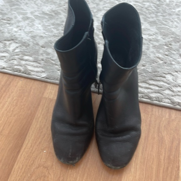 Tory Burch ankle boots - Picture 3 of 5